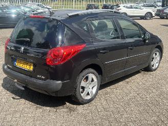 Peugeot 207 SW 1.6 VTI Premiere picture 5
