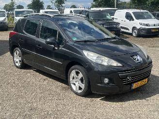 Peugeot 207 SW 1.6 VTI Premiere picture 7