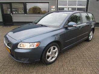skadebil bedrijf Volvo V-50 2.0 Sport 2010/11