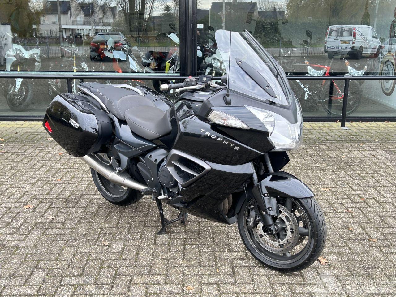 Triumph Trophy 1200 ABS