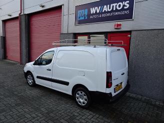 Peugeot Partner 122 1.6 e-HDI L2 XR airco inrichting imperiaal picture 4