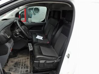 Peugeot Expert 2.0 BlueHDI 120 pk Standard Premium 3 zits picture 7