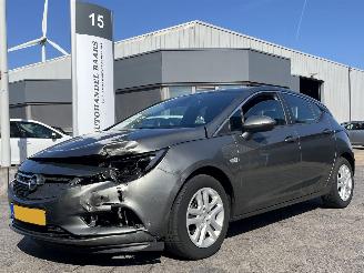 Vaurioauto  passenger cars Opel Astra 1.0 Business+ 2018/2