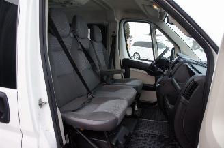 Peugeot Boxer 2.2 HDi L1H1 9-Persoons Airco Trekhaak 81KW Euro 5 picture 9