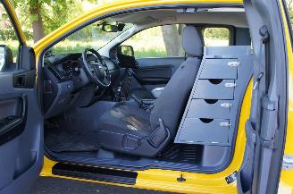 Ford Ranger 2.2 TDCi XL SuperCab 4X4 Airco Cruise Camera Trekhaak 110KW Euro 5 picture 9
