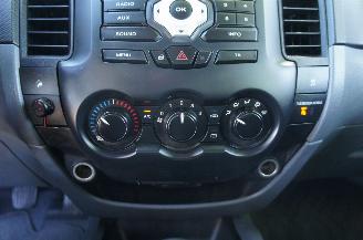 Ford Ranger 2.2 TDCi XL SuperCab 4X4 Airco Cruise Camera Trekhaak 110KW Euro 5 picture 14