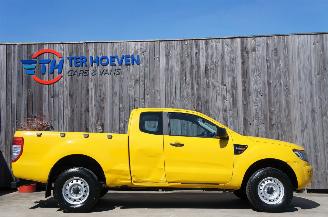 Ford Ranger 2.2 TDCi XL SuperCab 4X4 Airco Cruise Camera Trekhaak 110KW Euro 5 picture 4