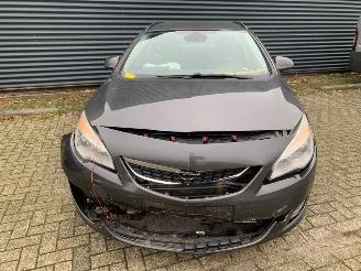 Opel Astra SPORTS TOURER - 1.4 16V ecoFLEX Combi/o  Benzine 1.398cc 74kW (101pk) FWD 2010-10/2015-10 (PC8EB; PD8EB; PE8EB; PF8EB) A14XER picture 8