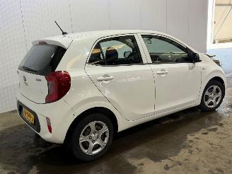 Kia Picanto 1.0 12V Hatchback  Benzine 998cc 49kW (67pk) FWD picture 2