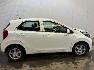 Kia Picanto 1.0 12V Hatchback  Benzine 998cc 49kW (67pk) FWD picture 3