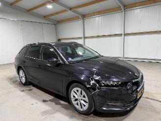 Skoda Octavia 1.0eTSI 81kW Automaat Business Edition picture 2