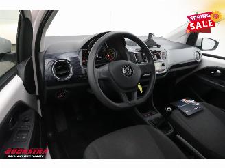Volkswagen Up! 1.0 BMT move up! Airco Bluetooth 77.587 km! picture 19