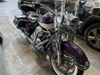 Harley-Davidson Road King FLHRC picture 1