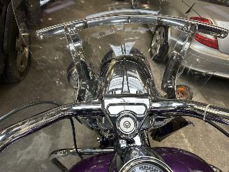 Harley-Davidson Road King FLHRC picture 19