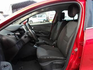 Renault Clio  picture 17