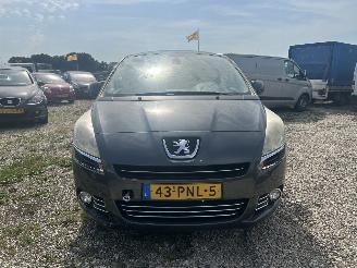 Peugeot 5008 1.6 HDiF Blue Lease 7p picture 20