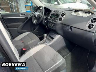 Volkswagen Tiguan 1.4 TSI R-Line DSG Dynaudio Stoelverwarming Climate Cruise picture 18