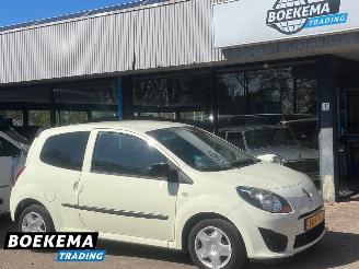 Unfallwagen Renault Twingo 1.5 dCi Collection Airco Cruise 2011/7