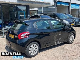 Peugeot 208 1.2 VTi Access Navi Cruise-Control Parkeersensoren Clima picture 2