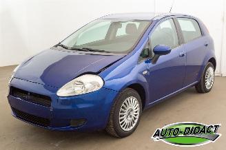 krockskadad bil auto Fiat Grande Punto 1.4 Active Airco 2007/6