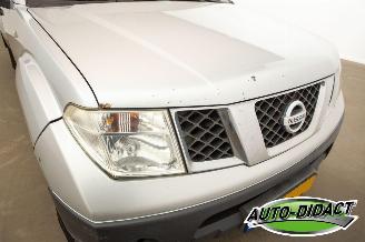 Nissan Navara 2.5 dCi XE King Cab picture 31