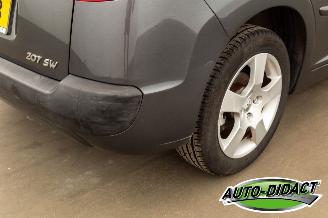 Peugeot 207 SW 1.6 VTi Airco Pano Navi Première picture 34