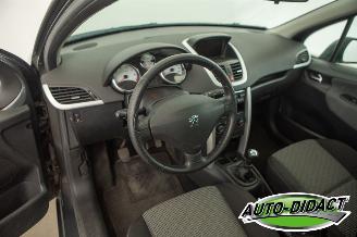 Peugeot 207 SW 1.6 VTi Airco Pano Navi Première picture 25