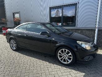 Opel Astra TWIN TOP 1.8 Temptation picture 5