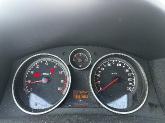 Opel Astra TWIN TOP 1.8 Temptation picture 23