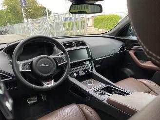 Jaguar F-Pace 3.0 S/C Super charger 381PK AWD Nieuw staat picture 3