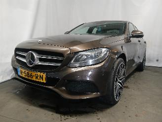 Damaged car Mercedes C-klasse C (W205) Sedan C-180 1.6 CDI BlueTEC, C-180 d 16V (OM626.951(R9M)) [85=
kW]  (05-2014/05-2018) 2015/1