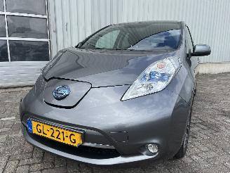 Avarii autoturisme Nissan Leaf Leaf (ZE0) Hatchback Leaf (EM61) [80kW]  (11-2010/12-2017) 2015/6