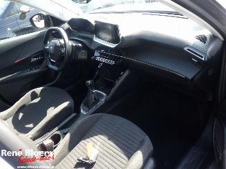 Peugeot 2008 1.2 PureTech Active Pack 102pk picture 11