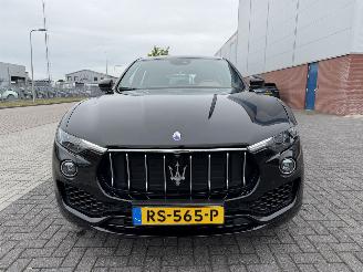 Maserati Levante 3.0 V6 S AWD GranLusso picture 6