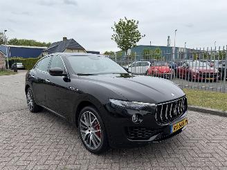 Maserati Levante 3.0 V6 S AWD GranLusso picture 1