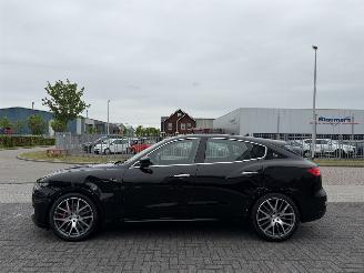 Maserati Levante 3.0 V6 S AWD GranLusso picture 37