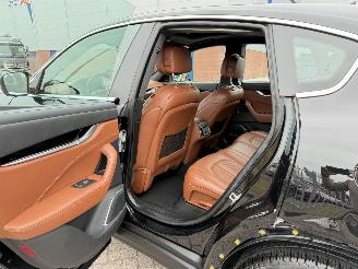 Maserati Levante 3.0 V6 S AWD GranLusso picture 18