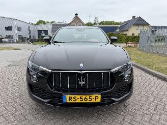 Maserati Levante 3.0 V6 S AWD GranLusso picture 36