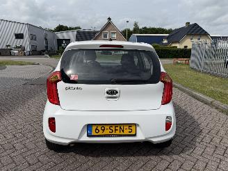 Kia Picanto 1.2 CVVT 63kw AIRCO picture 7