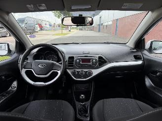 Kia Picanto 1.2 CVVT 63kw AIRCO picture 13