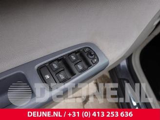 Volvo S-40 S40 (MS), Sedan, 2004 / 2012 1.8 16V picture 17
