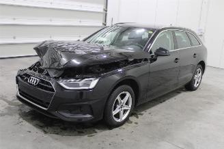 Unfallwagen Audi A4  2022/10