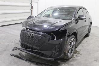 damaged passenger cars Audi Q4 e-tron 2025/6