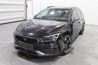 uszkodzony samochody osobowe Cupra Leon  2023/4