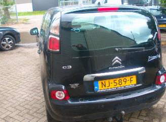 Citroën C3 picasso compleet te koop voor onderdelen. picture 4
