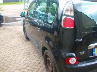 Citroën C3 picasso compleet te koop voor onderdelen. picture 5