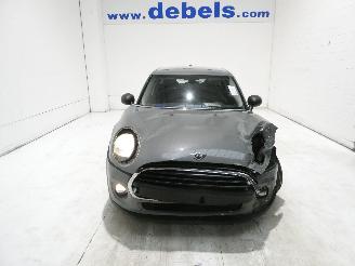 Schadeauto Mini One 1.5 2019/4