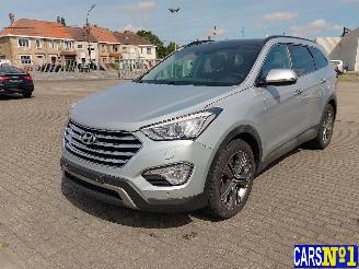 Voiture accidenté Hyundai Grand Santa Fe SANTA FE 2014/6