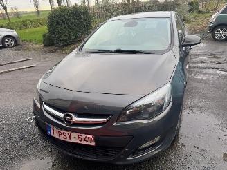 Voiture accidenté Opel Astra  2014/5